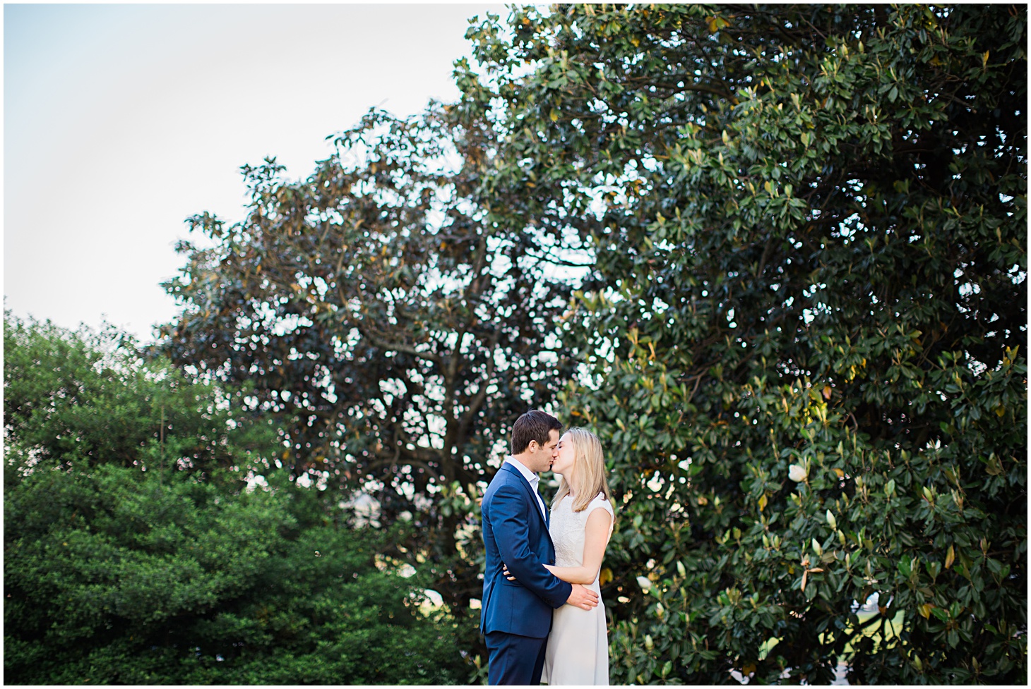 intimate-sunrise-engagement-session-at-the-lincoln-memorial-by-sarah-bradshaw-photography_0010