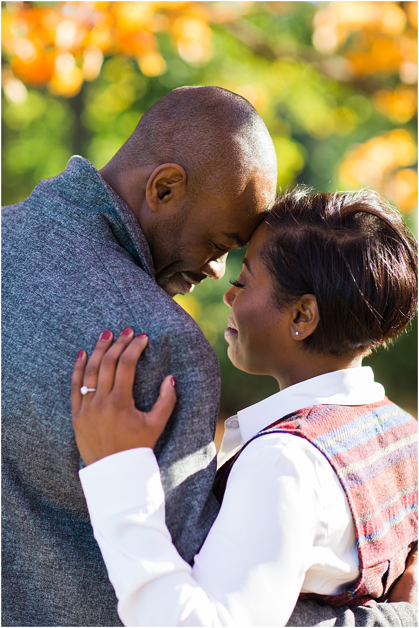 Sun-drenched Autumn Engagement session on Georgetown Waterfront | Portrait by Sarah Bradshaw Photography