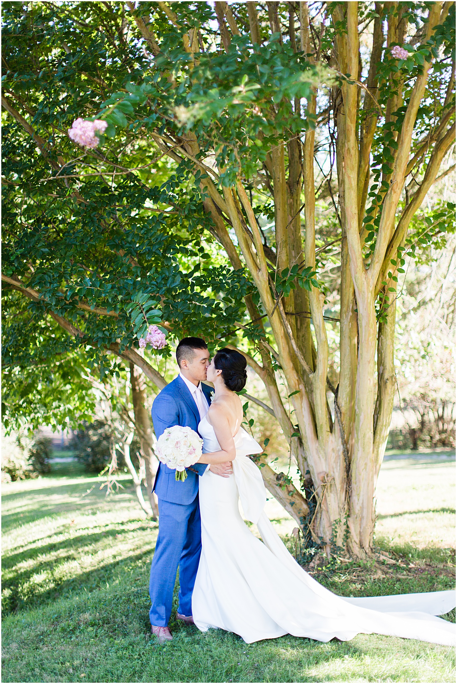 Raspberry Plain Manor | Top Washington DC wedding photographer Sarah Bradshaw
