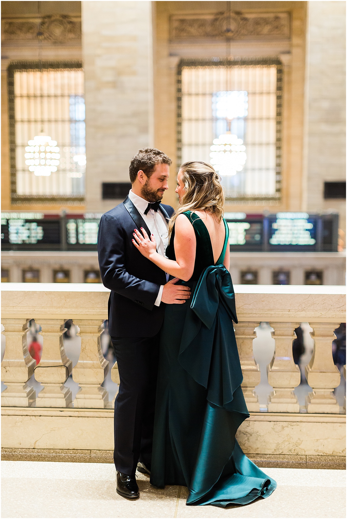 Engagement Portraits in Grand Central Station | Sunrise Engagement at the Brooklyn Bridge, Top of Rock, and Grand Central Station | Sarah Bradshaw Photography