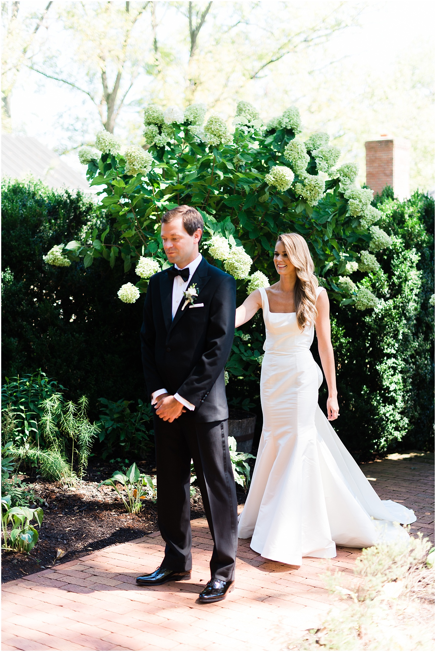 First Look at the Inn at Willow Grove, Green and White Summer Wedding at The Inn at Willow Grove, Ceremony at St. Isidore the Farmer Catholic Church, Sarah Bradshaw Photography, DC Wedding Photographer