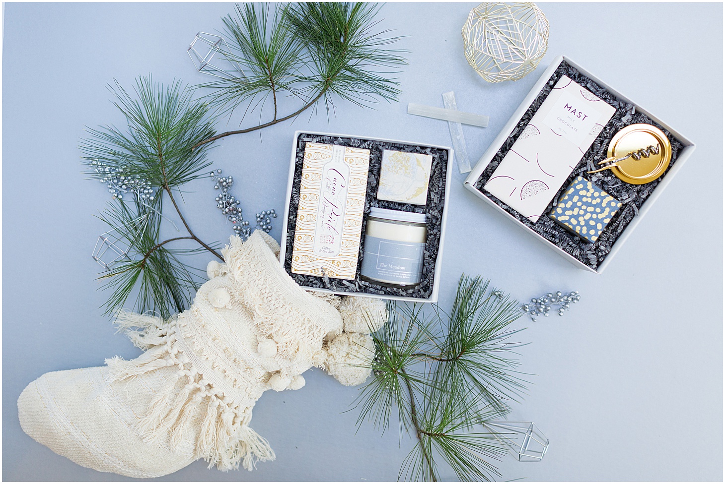Winter Inspired Gift Idea | Teak & Twine Custom Gift Boxes | Sarah Bradshaw Photography | DC Wedding Photographer