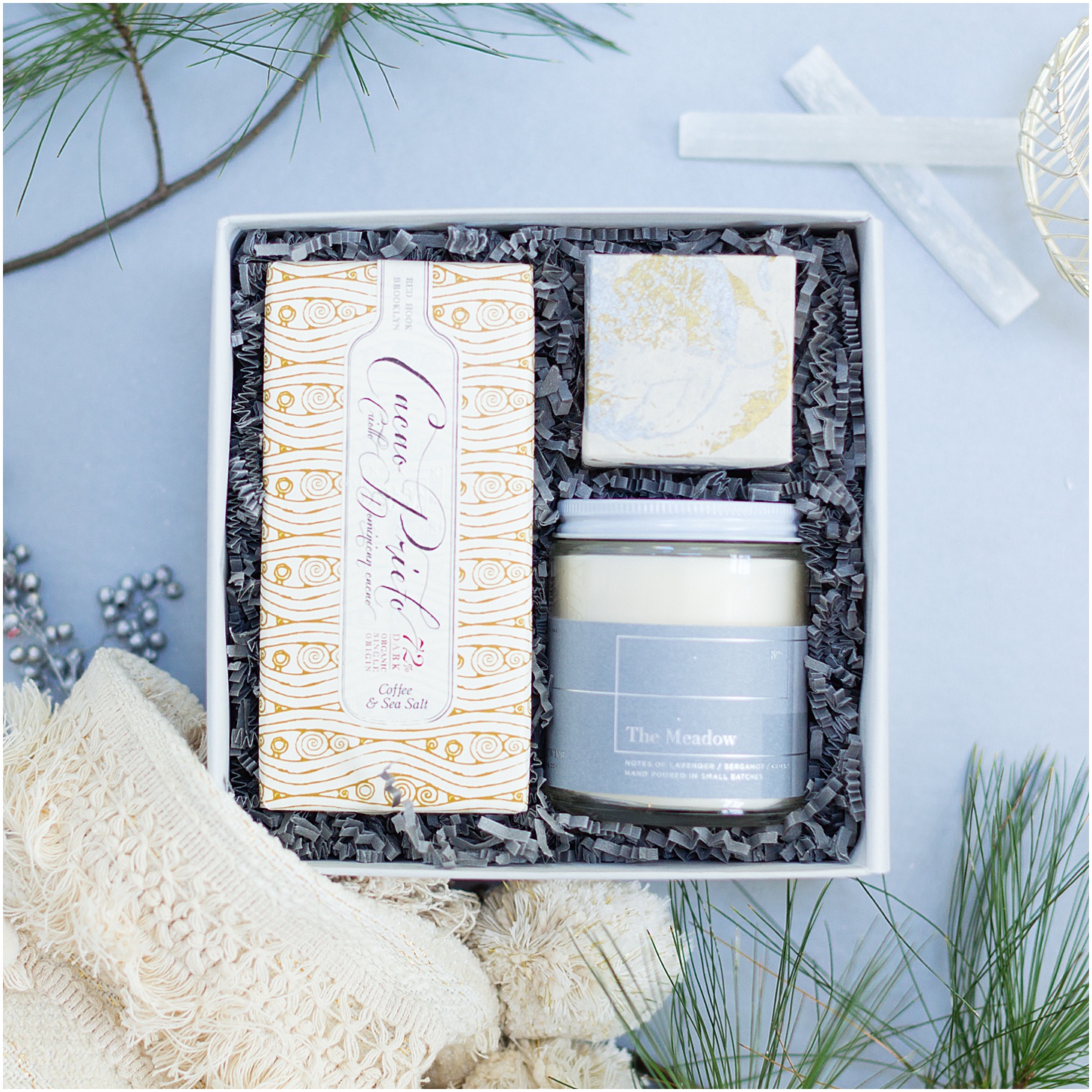 Winter Inspired Gift Idea | Teak & Twine Custom Gift Boxes | Sarah Bradshaw Photography | DC Wedding Photographer