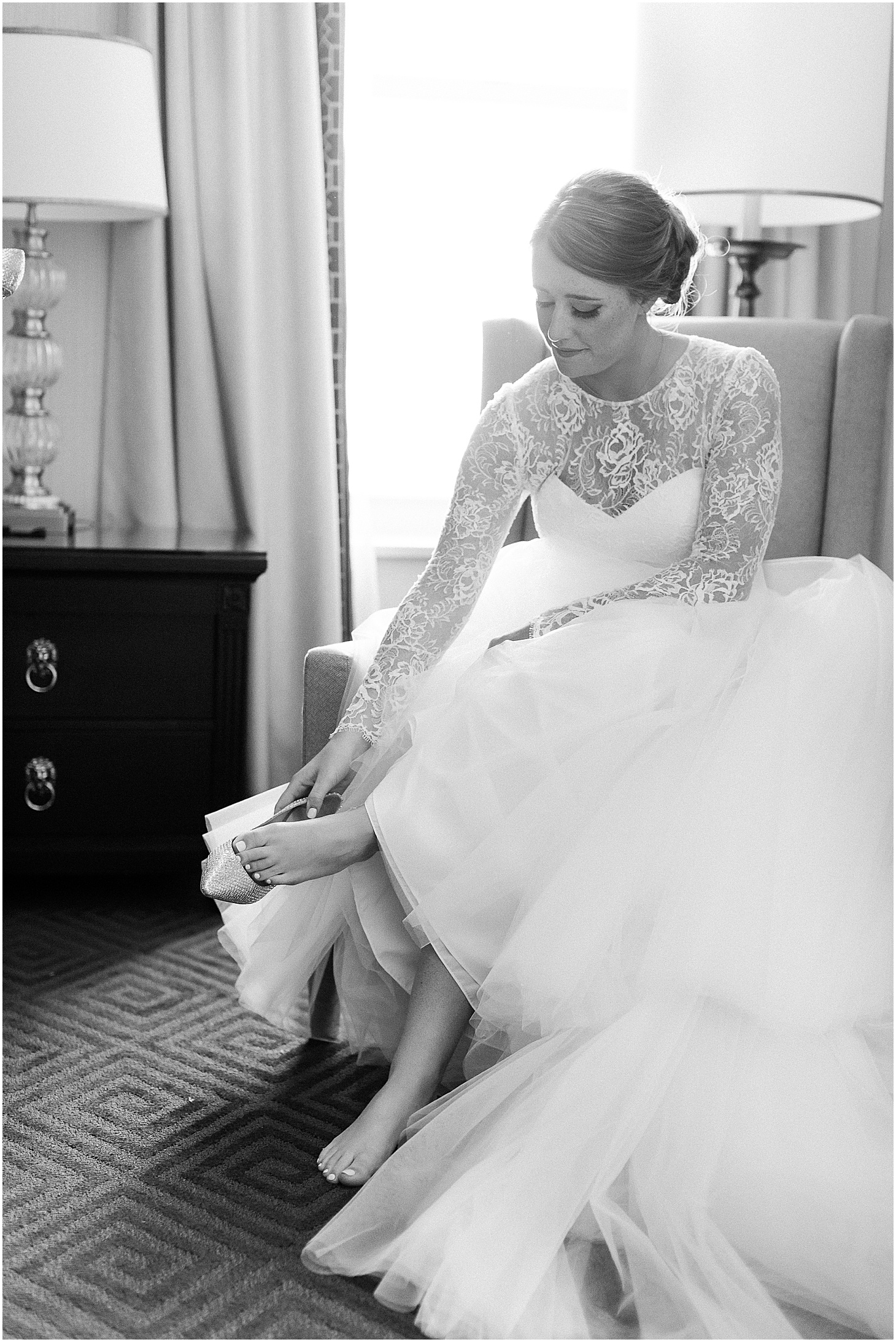 Bride Getting Ready at Willard InterContinental Hotel, Sarah Bradshaw Photography, Reception at Andrew W. Mellon Auditorium