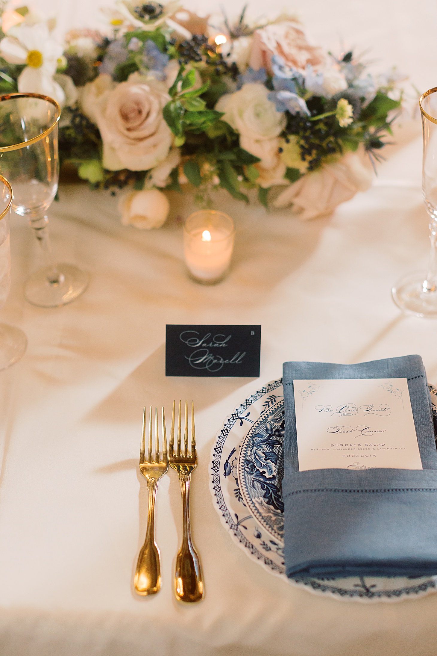 Chinoiserie dinner plates at Anderson House Wedding by Sarah Bradshaw
