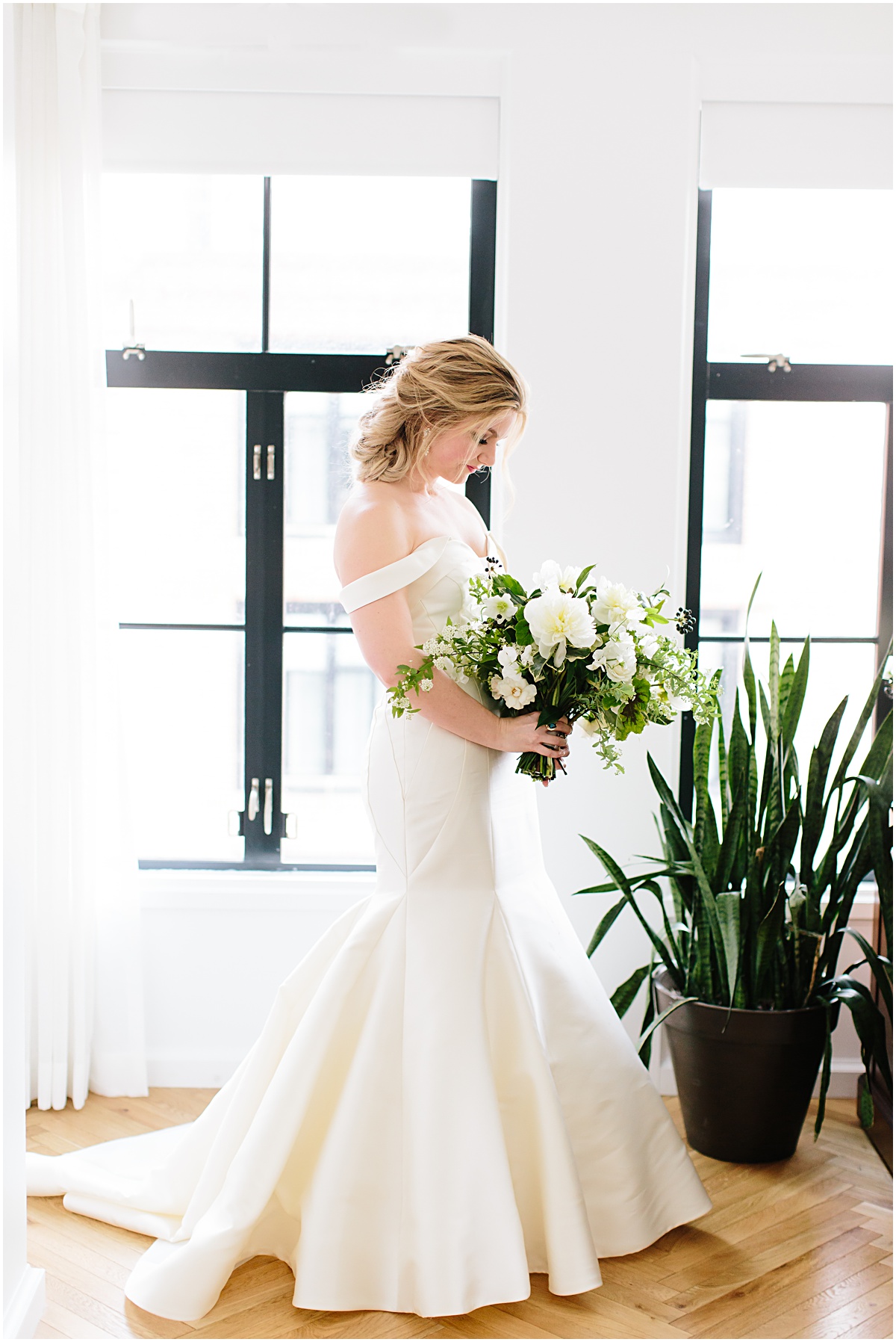 Bride getting ready at The LINE DC |  | The 10 Best DC Hotels for  Getting Ready on Your Wedding Day