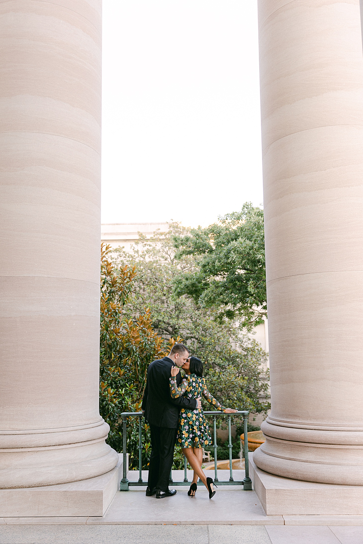 Evening  engagement portraits at National Gallery of Art by Sarah Bradshaw Photography