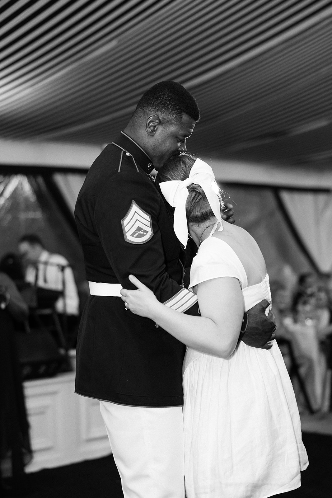 bride and groom share last dance at wedding. Spring, private home tented wedding in south carolina. Sarah Bradshaw Photography