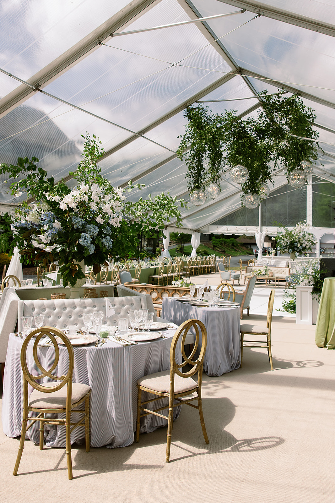 Pastel blue and green and cream wedding reception decor. elegant south carolina spring wedding. sarah bradshaw photography