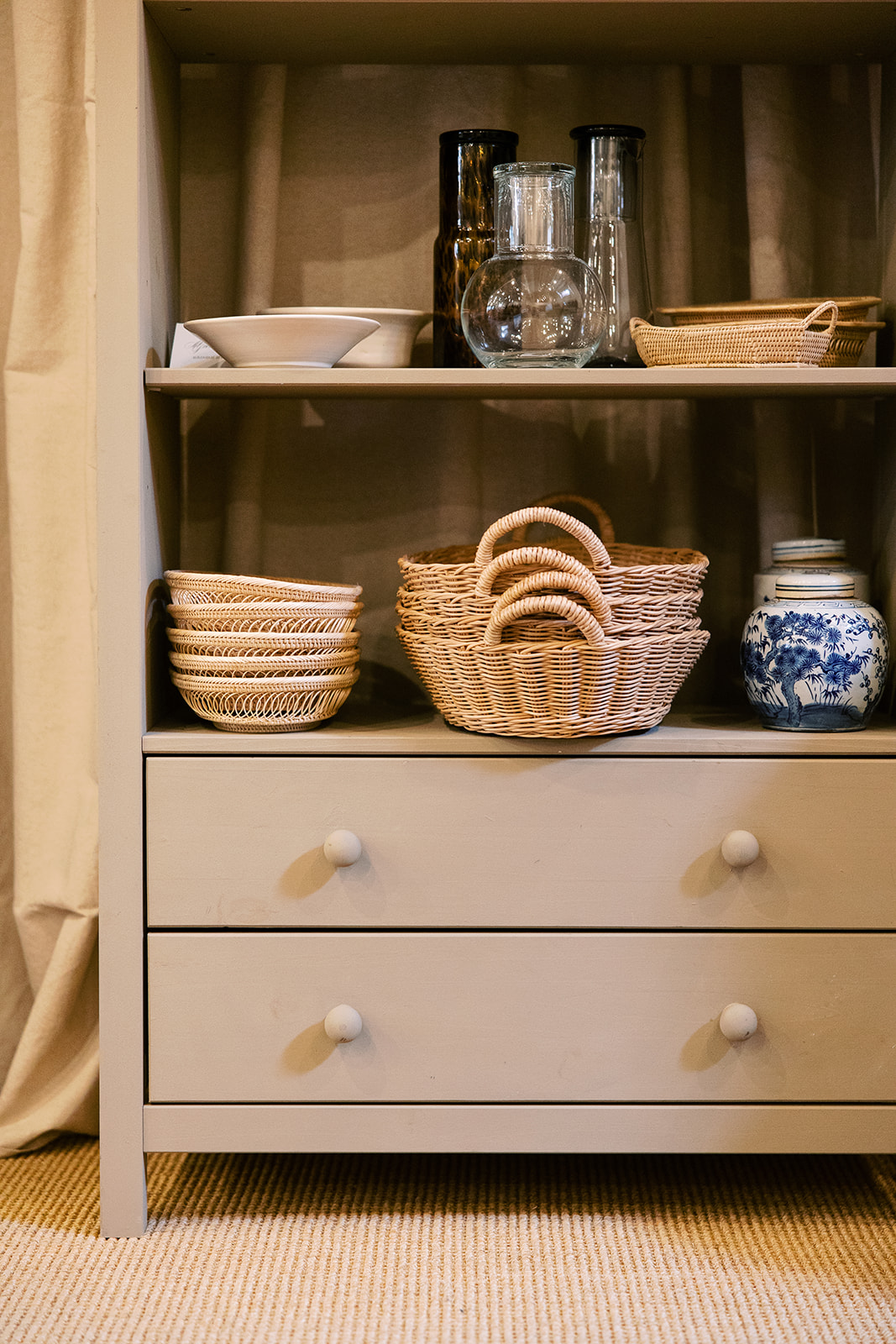 chic wicker baskets, entertaining gifts. artisanal housewares store, georgetown dc, alexandria va. sarah bradshaw photography