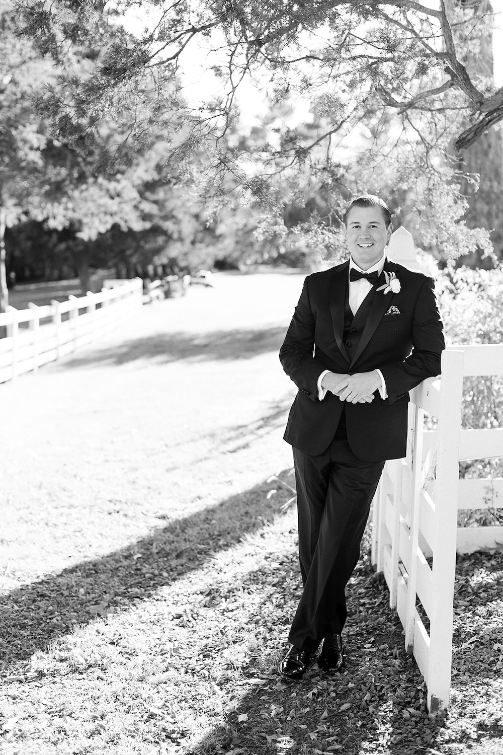 traditional groom portrait. tuxedo wedding attire. Classic timeless winter wedding, woodlawn manor, alexandria va. Sarah bradshaw photography