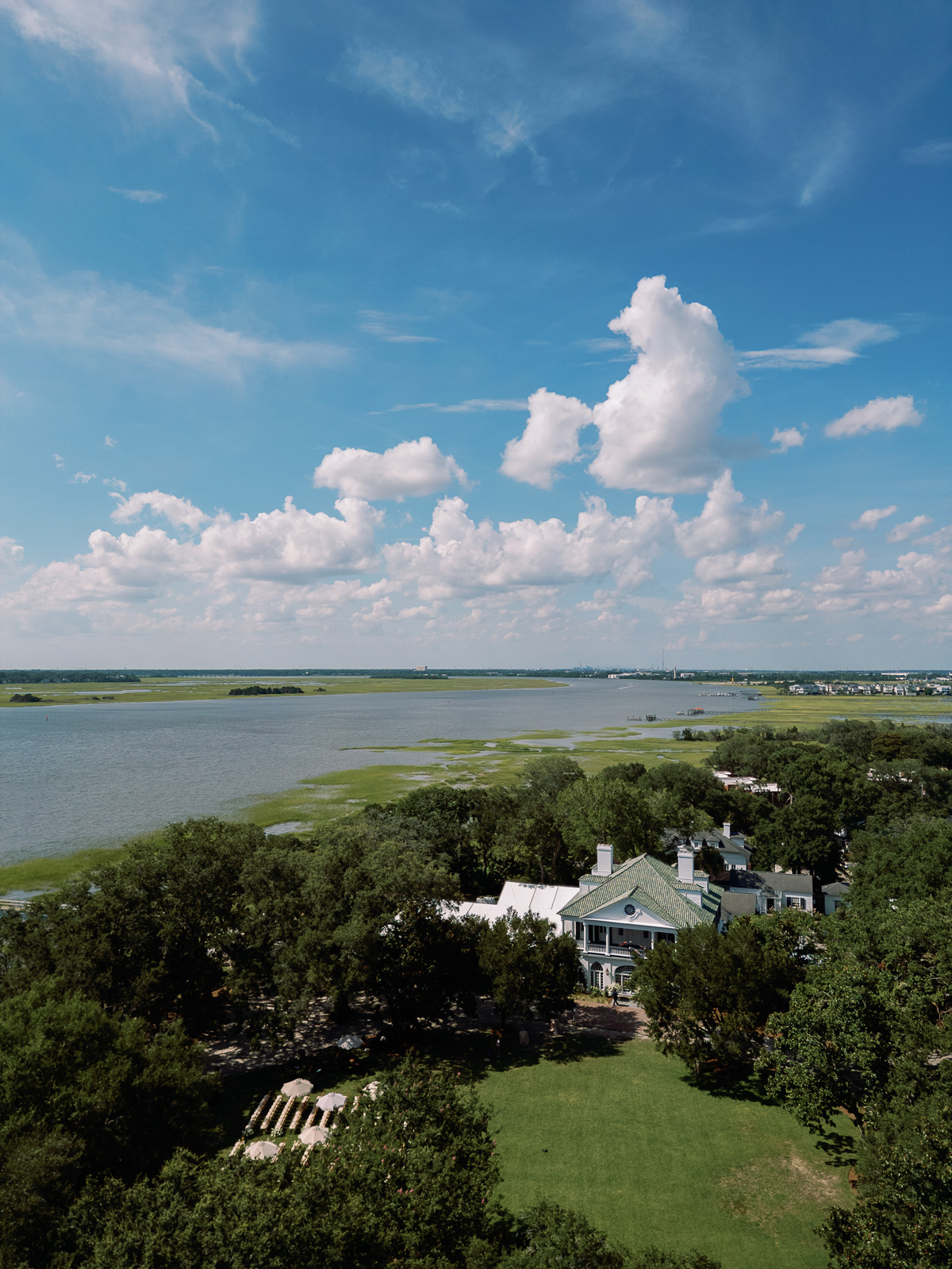 Lowndes Grove Charleston SC summer wedding Sarah Bradshaw Photography