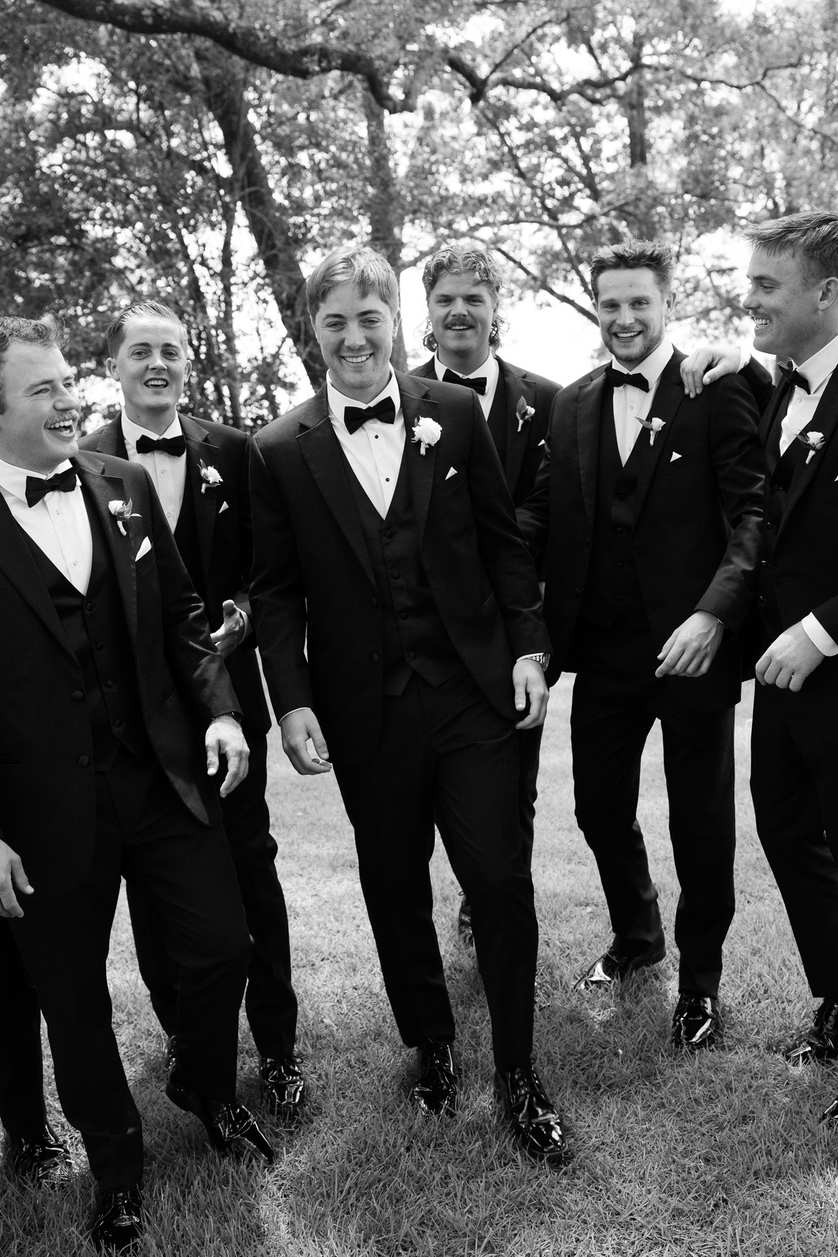 Lowndes Grove Charleston SC summer wedding Sarah Bradshaw Photography