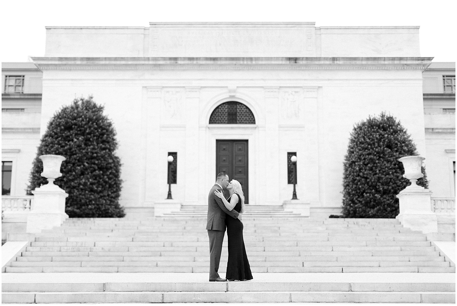 romantic-engagement-shoot-around-the-beautiful-d-c-monuments-by-sarah-bradshaw-photography_0002