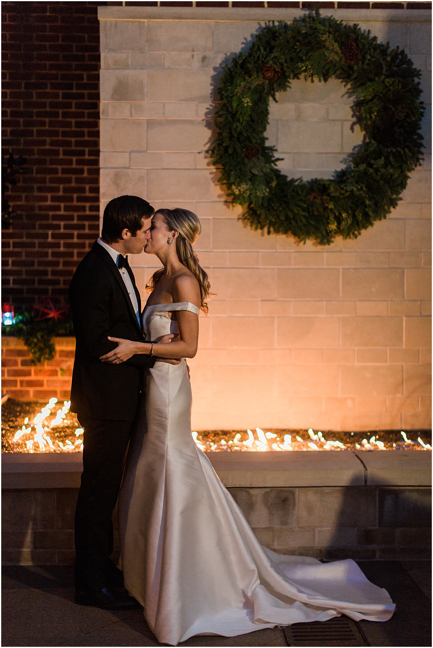 Christmas Wedding at Four Seasons Hotel Washington by Sarah Bradshaw Photography