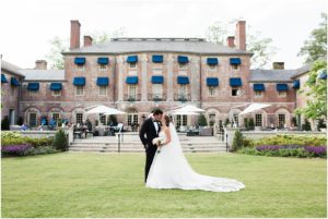 Wedding Portrait at The Williamsburg Inn | Sarah Bradshaw Photography