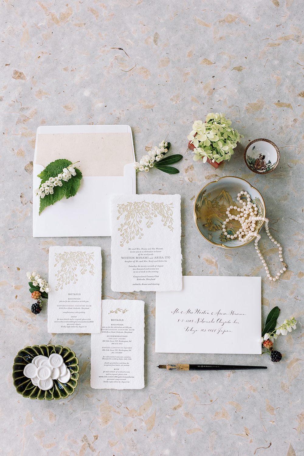 Simple, modern elegant wedding invitation suite with gold floral detailing. Modern Luxe Washington DC wedding, Sarah Bradshaw Photography